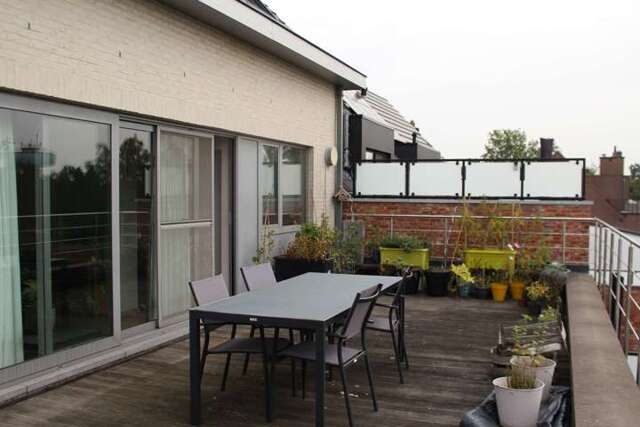 H20232788 - Ruim appartement op de tweede verdieping
