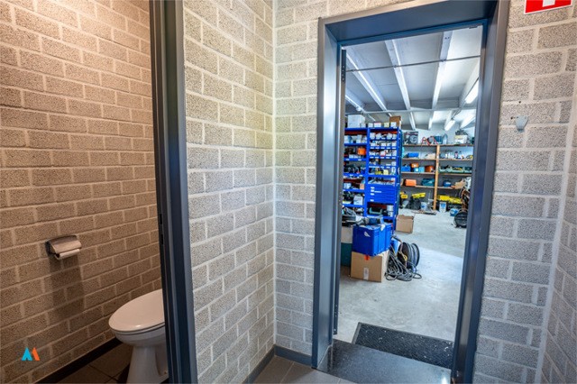 Kantoorruimte met parkeergelegenheid 4