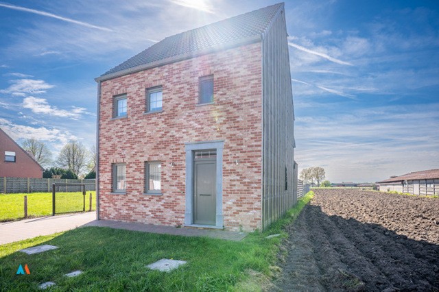 E20263151-Halfopen gezinswoning 19