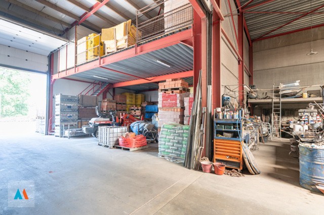 Veelzijdig KMO-gebouw 6